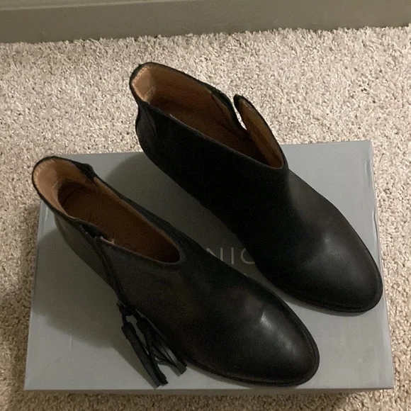 Like New Vionic Black Boots - Picture 2 of 4